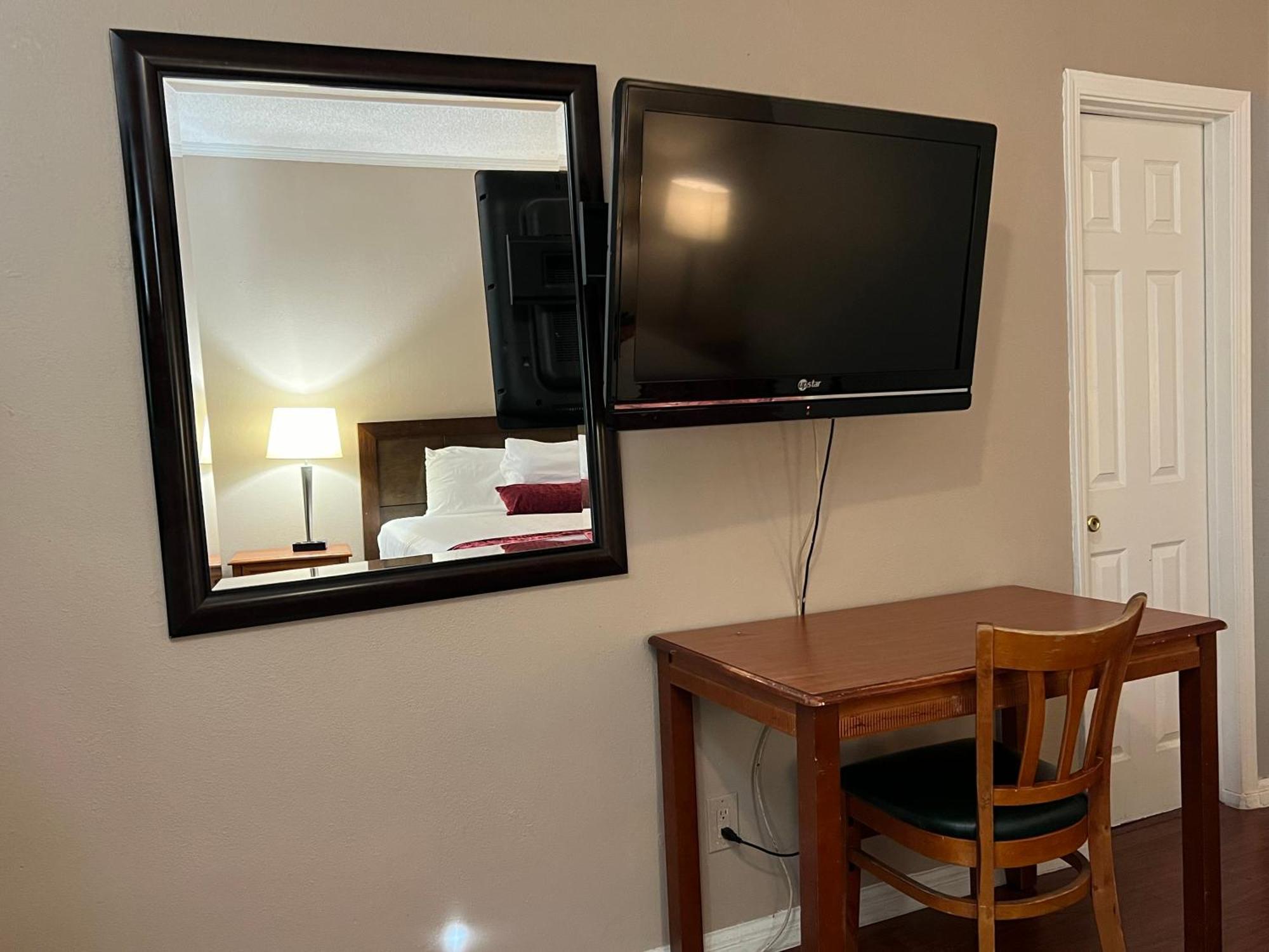 Hometown Inn North Hills San Fernando Ngoại thất bức ảnh